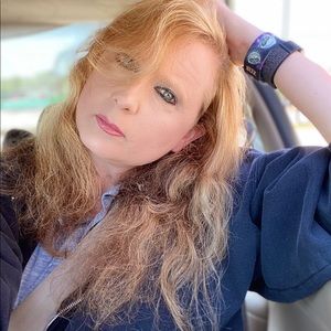 Meet your Posher, Regina